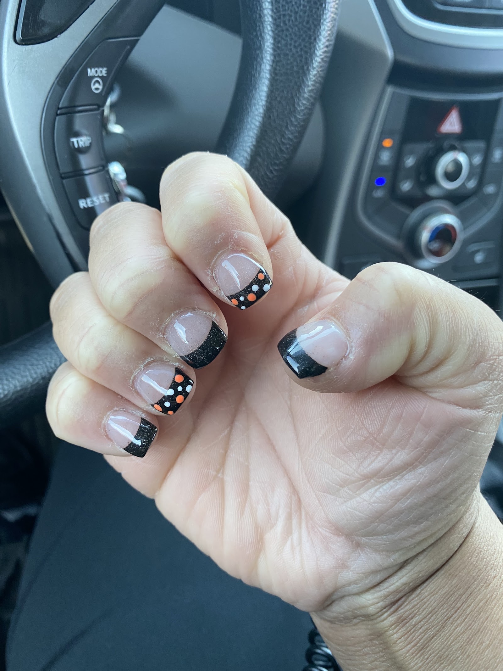 Onyx Nails nail photo 1